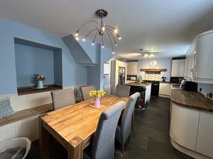 Photo 11- click for photo gallery